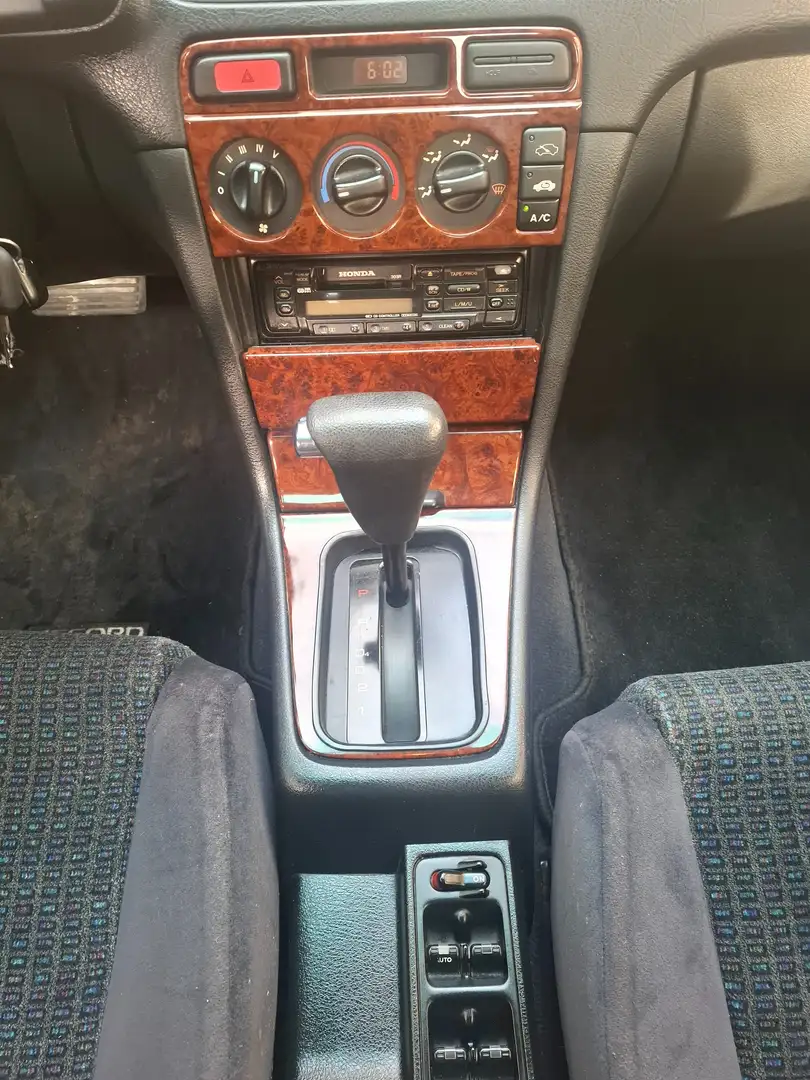 Honda Accord 1.8i .. BOITE AUTOMATIQUE .. 140000 KM .. Blauw - 2