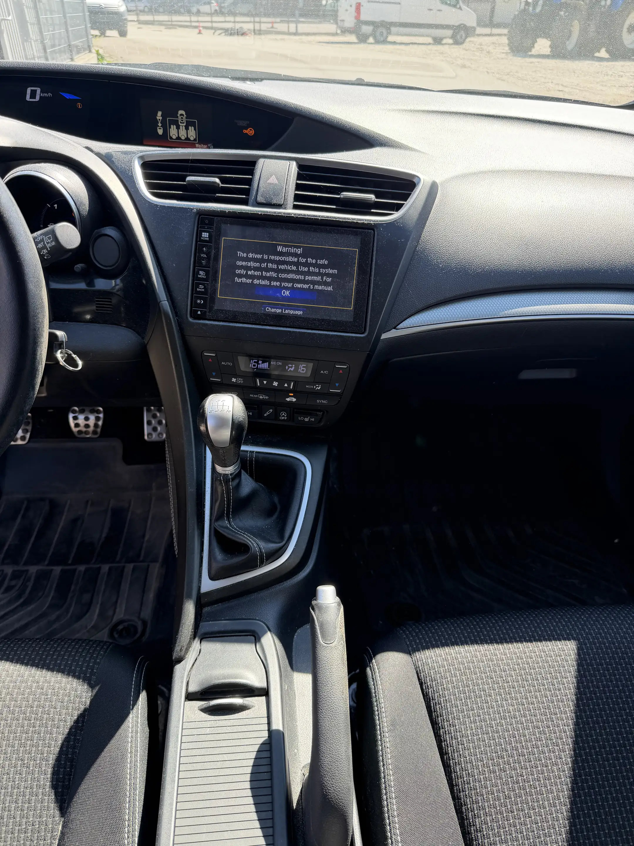 Honda Civic — photo 9