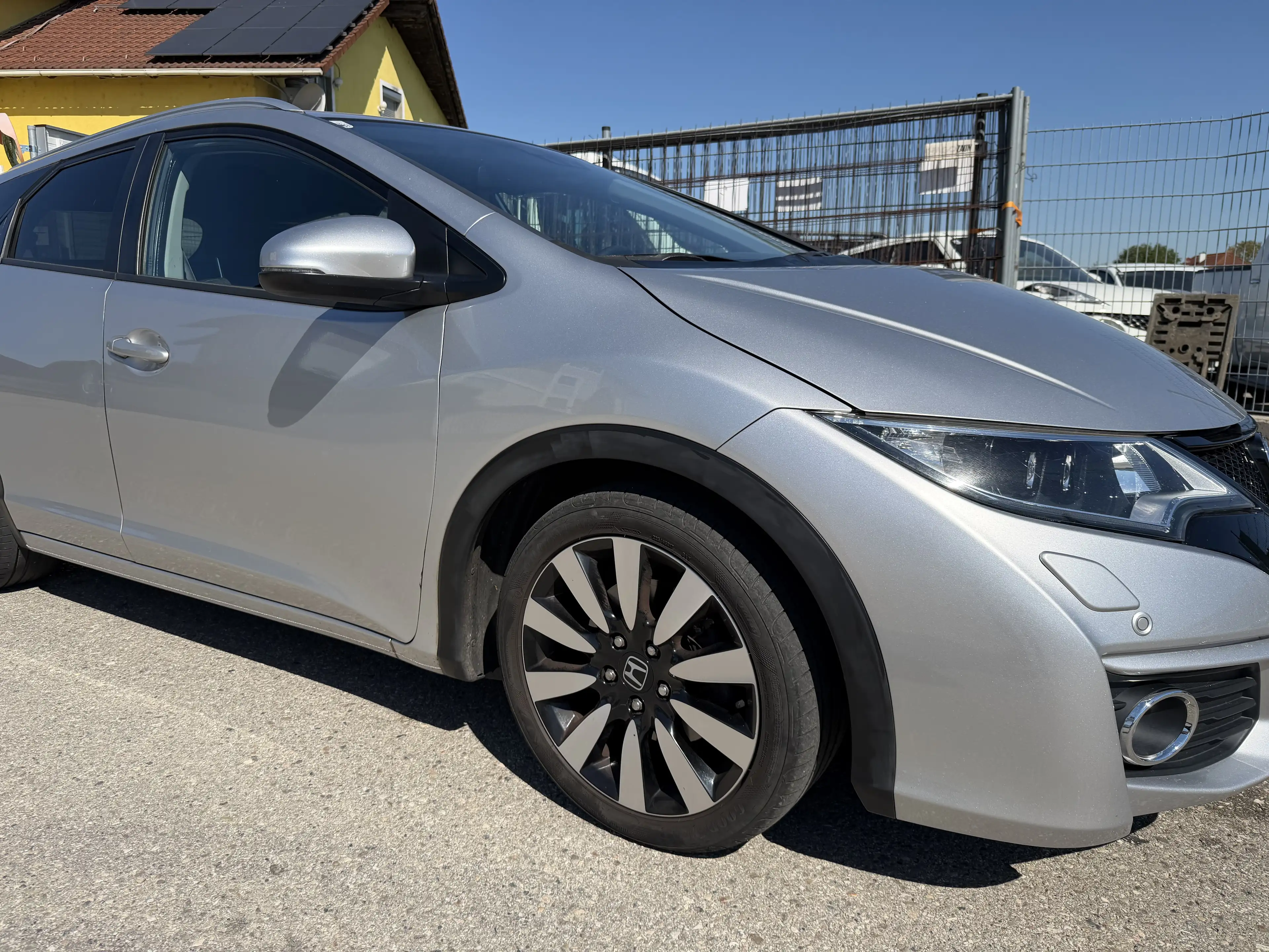 Honda Civic — photo 3