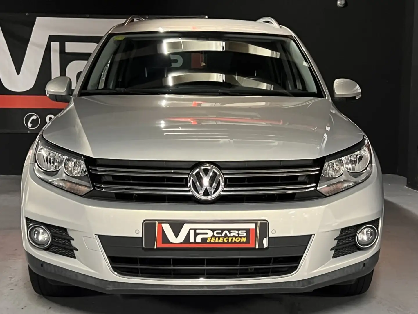Volkswagen Tiguan 2.0TDI BMT CityScape 4x2 140 Gris - 2