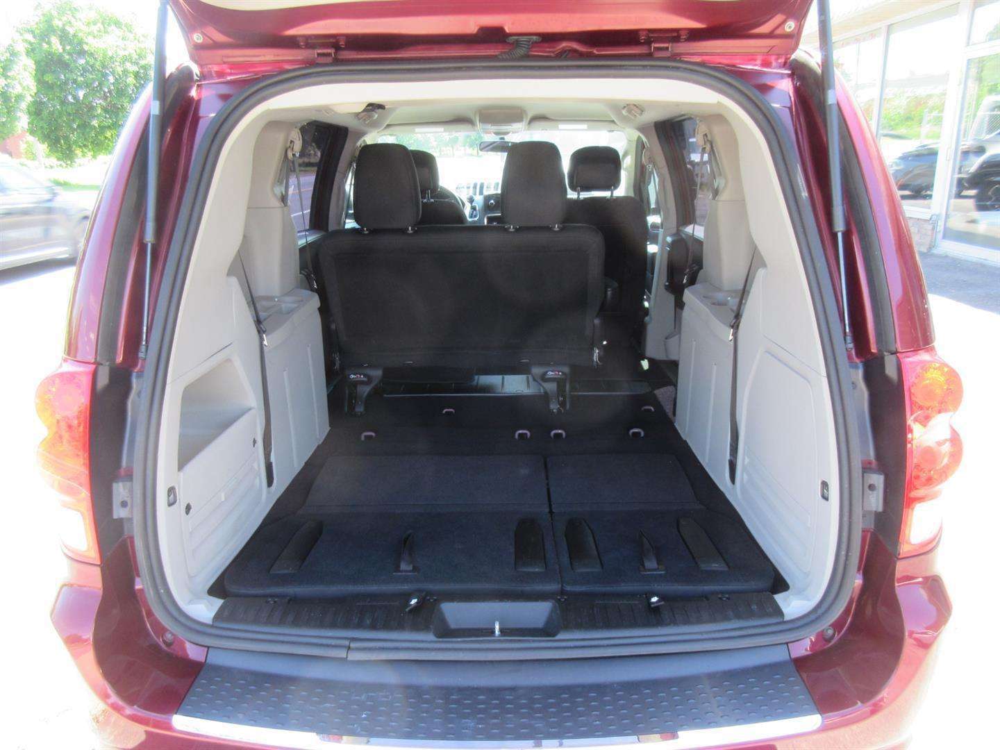 2017 Dodge Grand Caravan Passenger Van