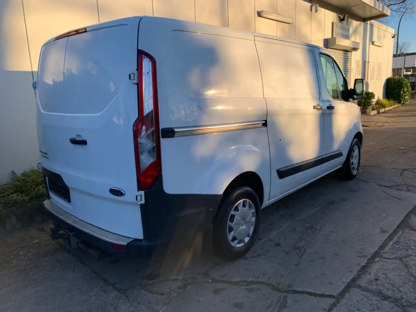 Ford Transit Custom Kasten 270 L1 Trend 1. Hd. AHK Blanco - 2