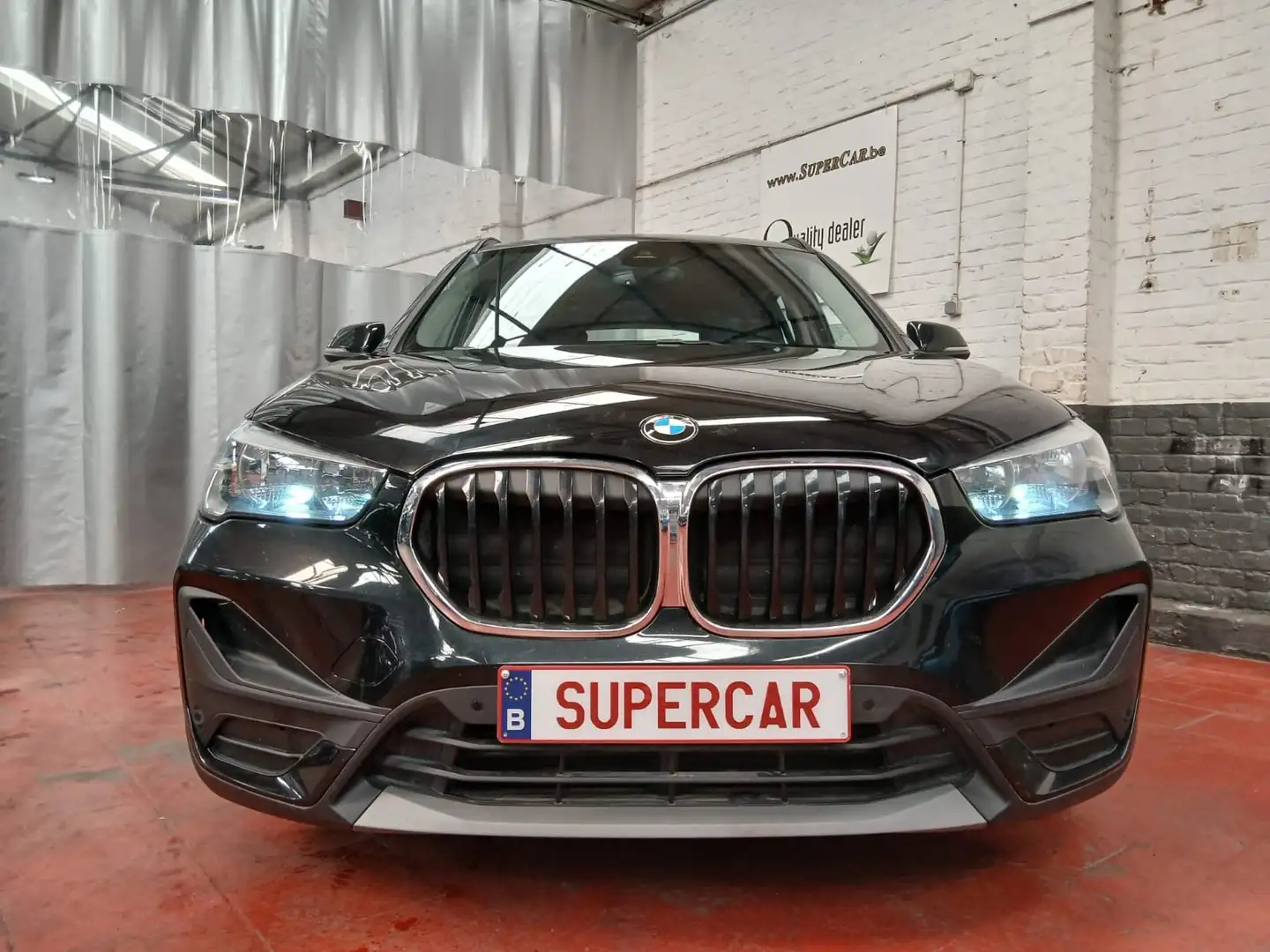BMW X1 X1 1.5 dA sDrive16 AdBlue * 350 X 60 mois * Zwart - 2