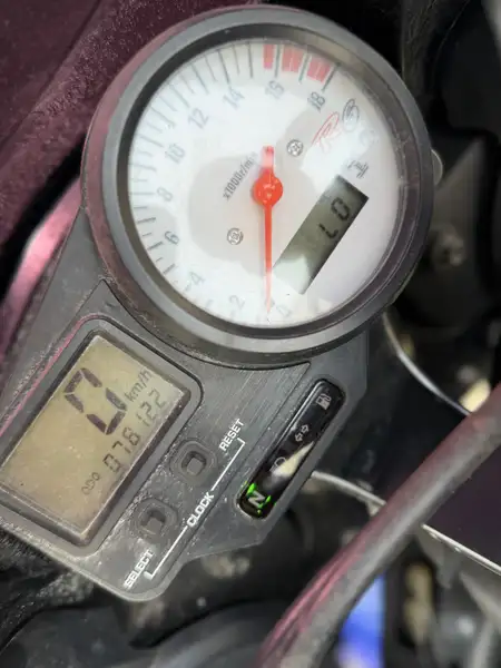 Yamaha YZF-R6 - foto 6