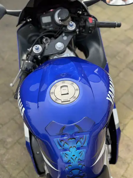 Yamaha YZF-R6 - foto 5