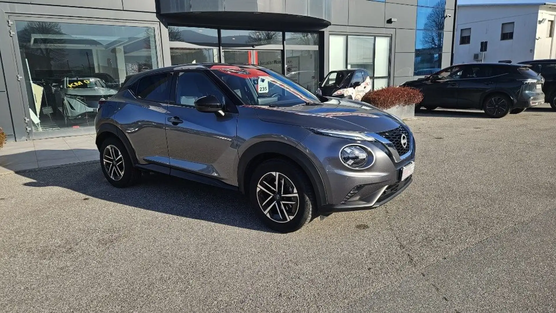 Nissan Juke 1.0 DIG-T 114 CV N-Connecta Grau - 1
