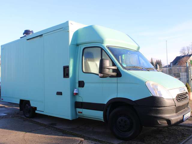 Imagine Iveco Iveco Automatic Diesel Food Track