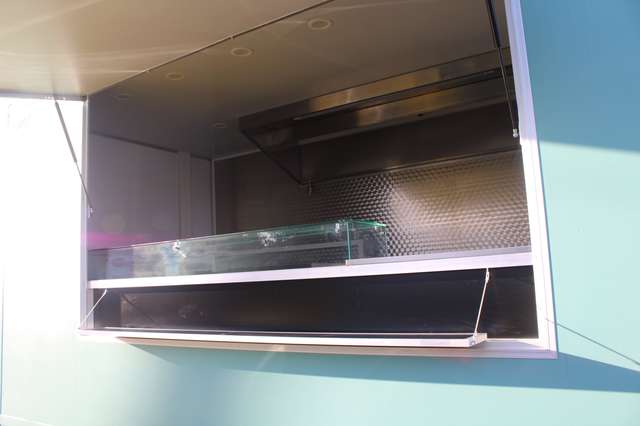 Iveco Iveco Automatic Diesel Food Track