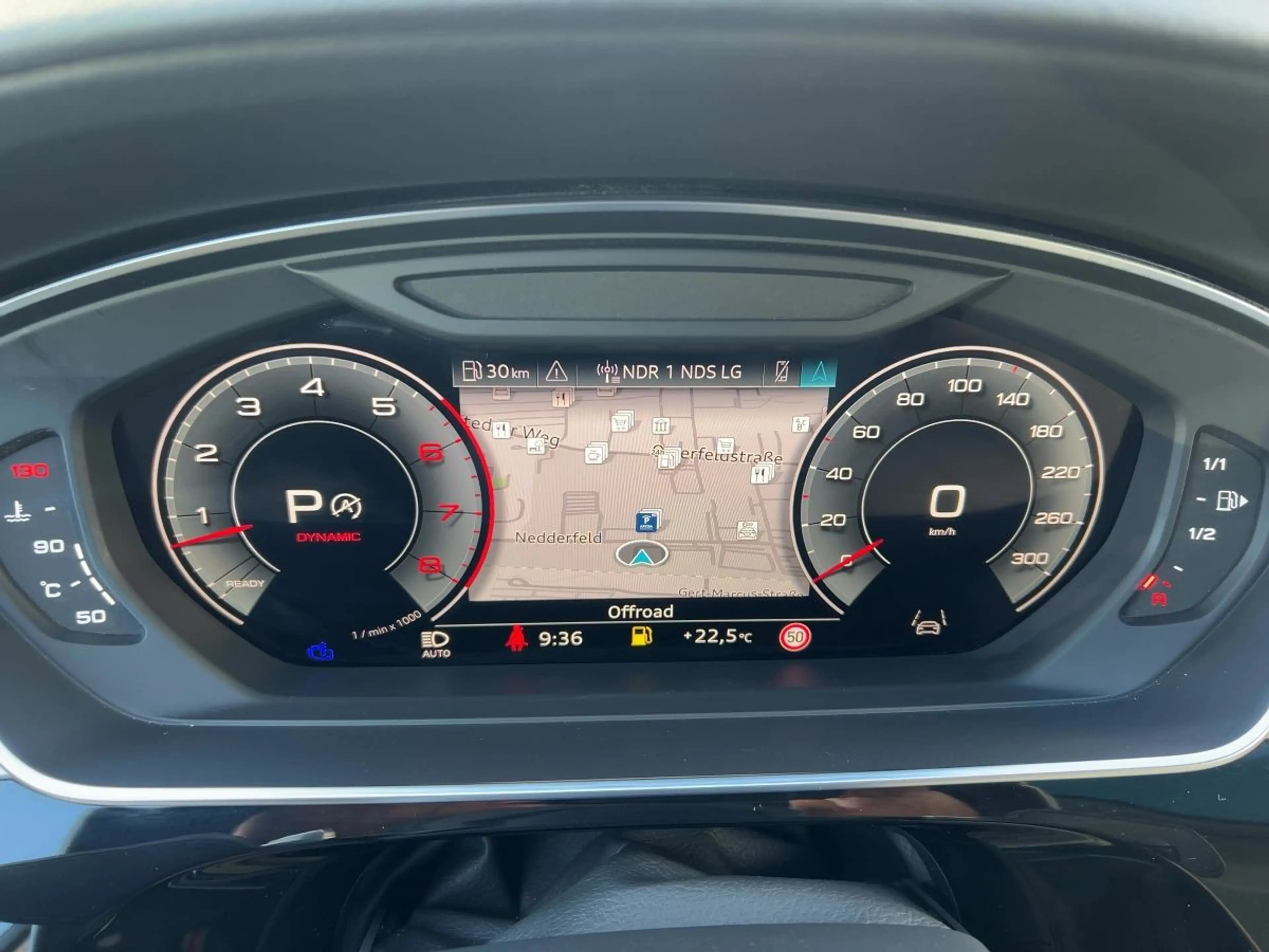 Audi A8 55 TFSI quattro Tiptronic — photo 14