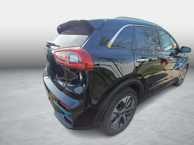 Kia e-Niro e-Niro 150kW More — photo 4