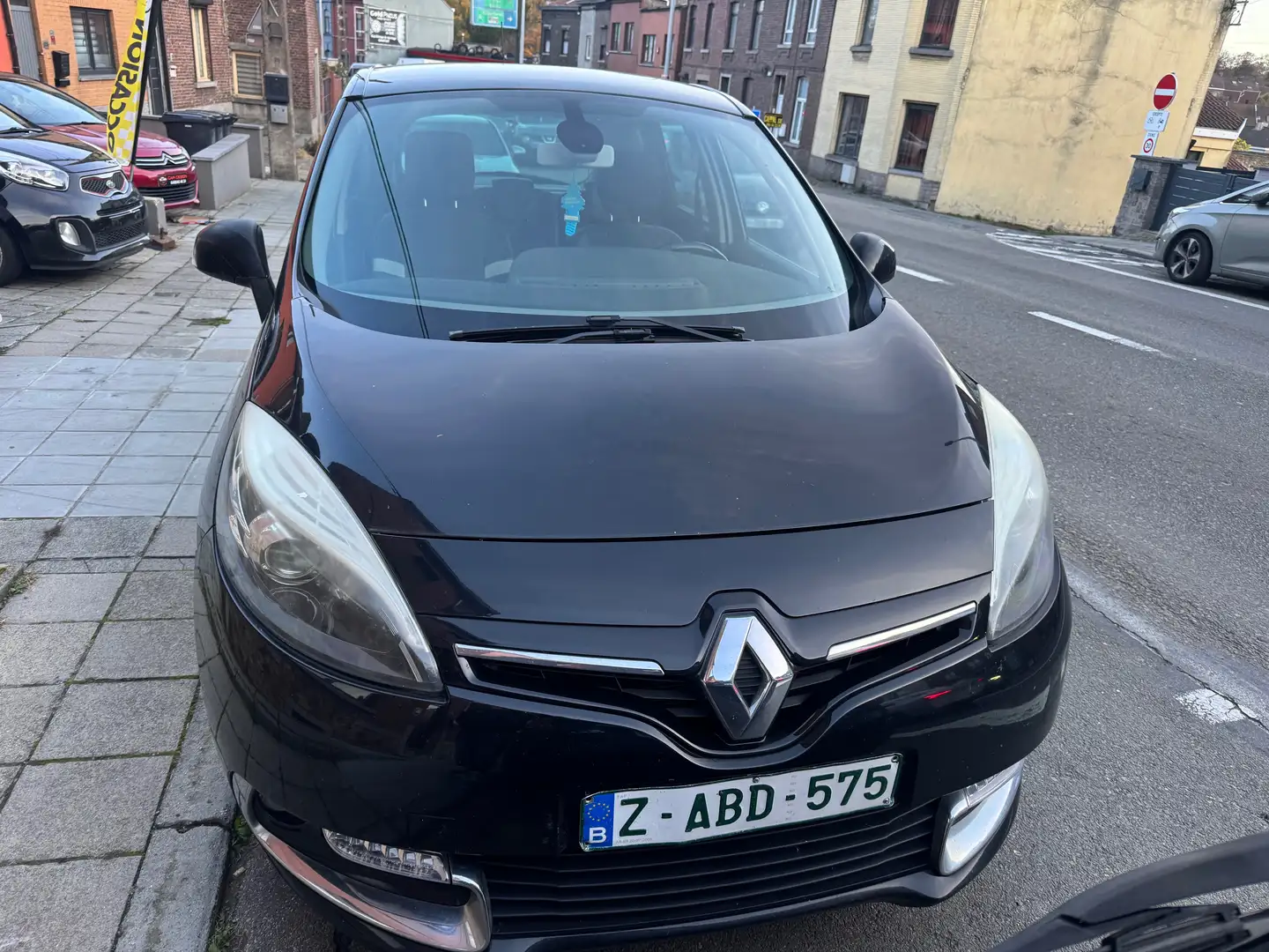 Renault Scenic 1.5 dCi / 2014 / 269.000km.. Zwart - 2