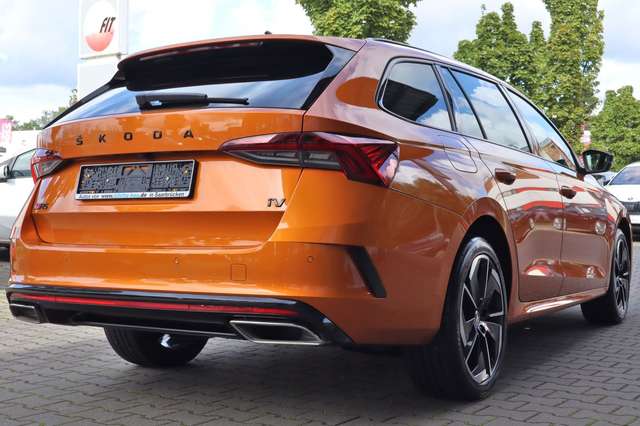 Skoda Octavia Combi RS 1.4 TSI iV DSG !LED+Navi+Pano!