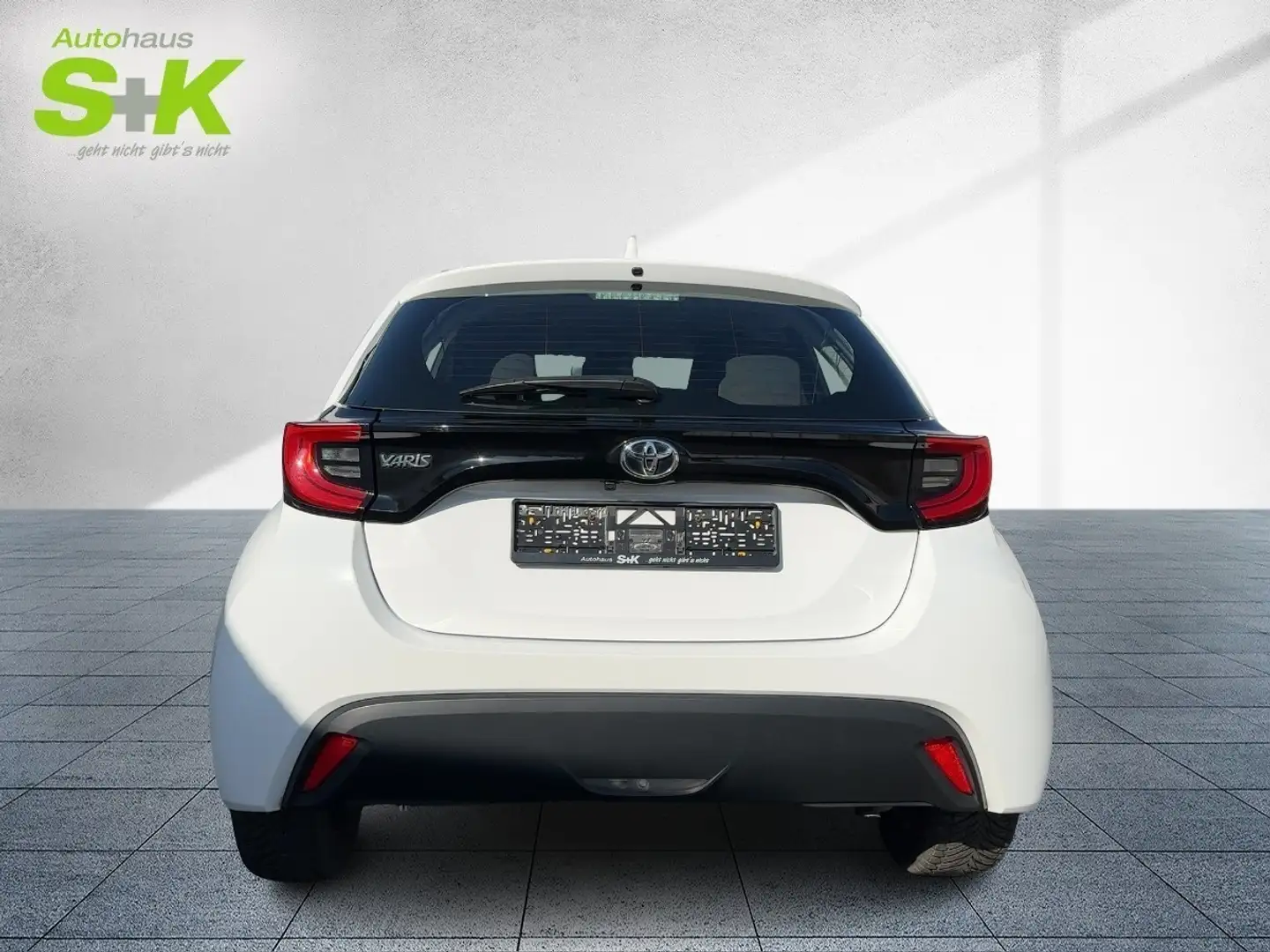 Toyota Yaris 1.5 VVT-iE Club*CARPLAY+SAFETYSENSE+LED+KLIMA*** Wit - 2