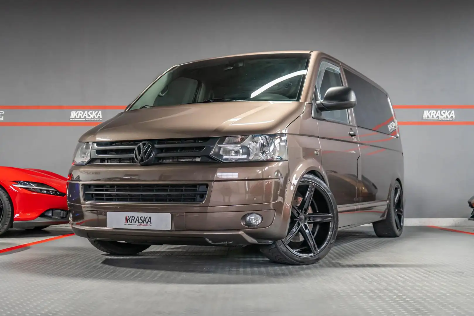 Volkswagen T5 Multivan 2.0 TDI 4Motion AHK 20" GEWINDE AHK Marrón - 1