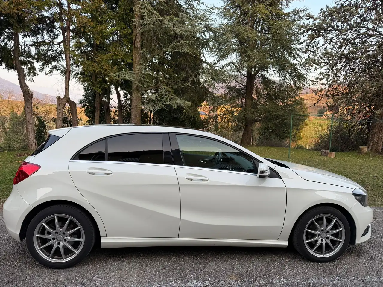 Mercedes-Benz A 180