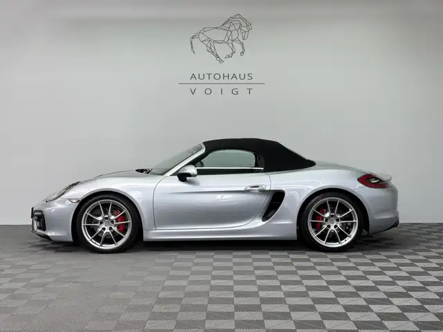 Porsche Boxster main image