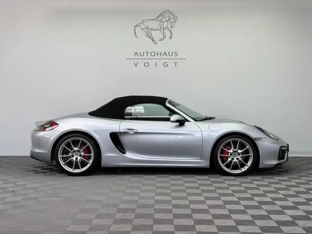 Porsche Boxster view 7