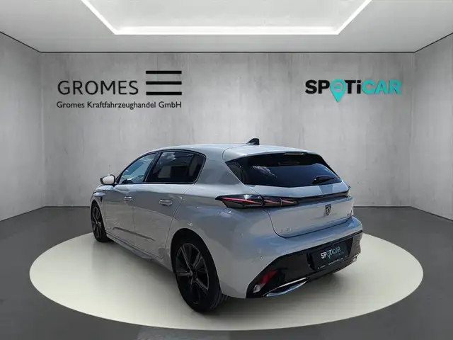 Peugeot 308 view 5