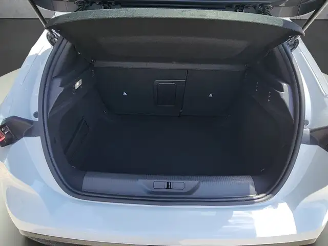 Peugeot 308 view 7