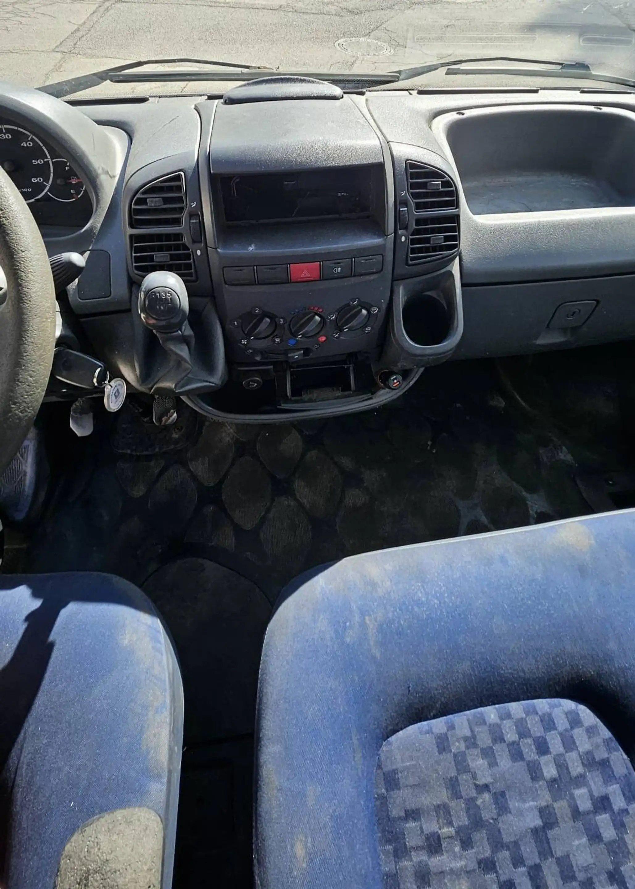 Peugeot Boxer Z Boxer 2.8 HDi, ABSCHLEPPWAGEN — photo 8