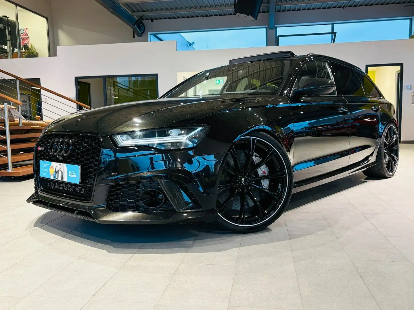 Audi RS6 Quattro Perf. Matrix*360°*Carbon*Keramik* Schwarz - 1