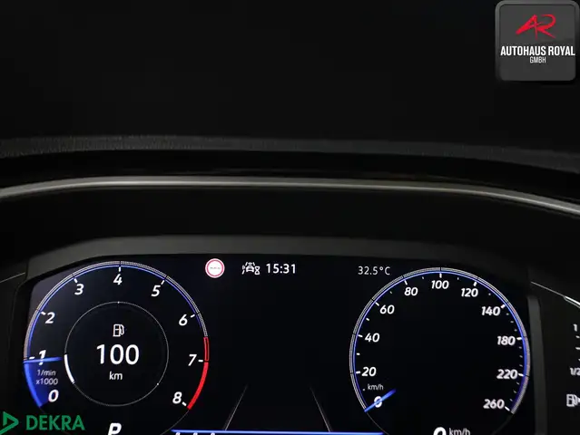 Volkswagen T-Roc view 20