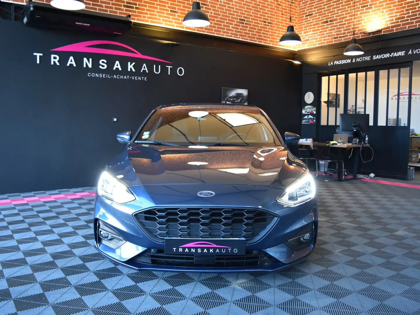 Ford Focus Focus 1.5 EcoBlue 120 S\u0026amp;S ST Line Bleu - 2