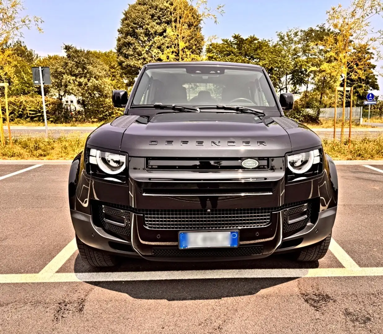 Land Rover Defender 110 2.0d sd4 SE awd 240cv auto - 2