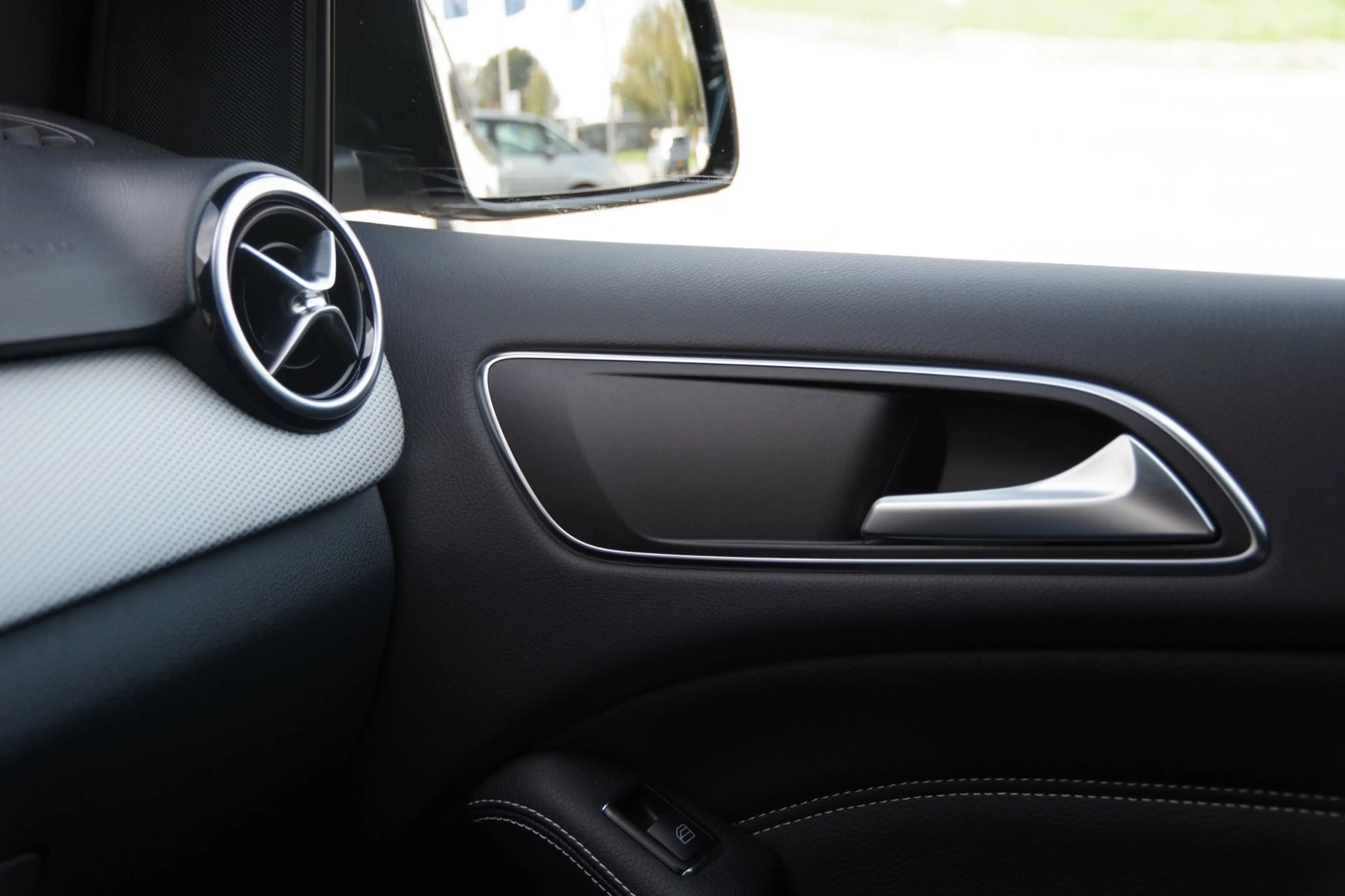 Mercedes-Benz B 180 Ambition |1e eigenaar| Dealer onderhouden| NL Auto — photo 19