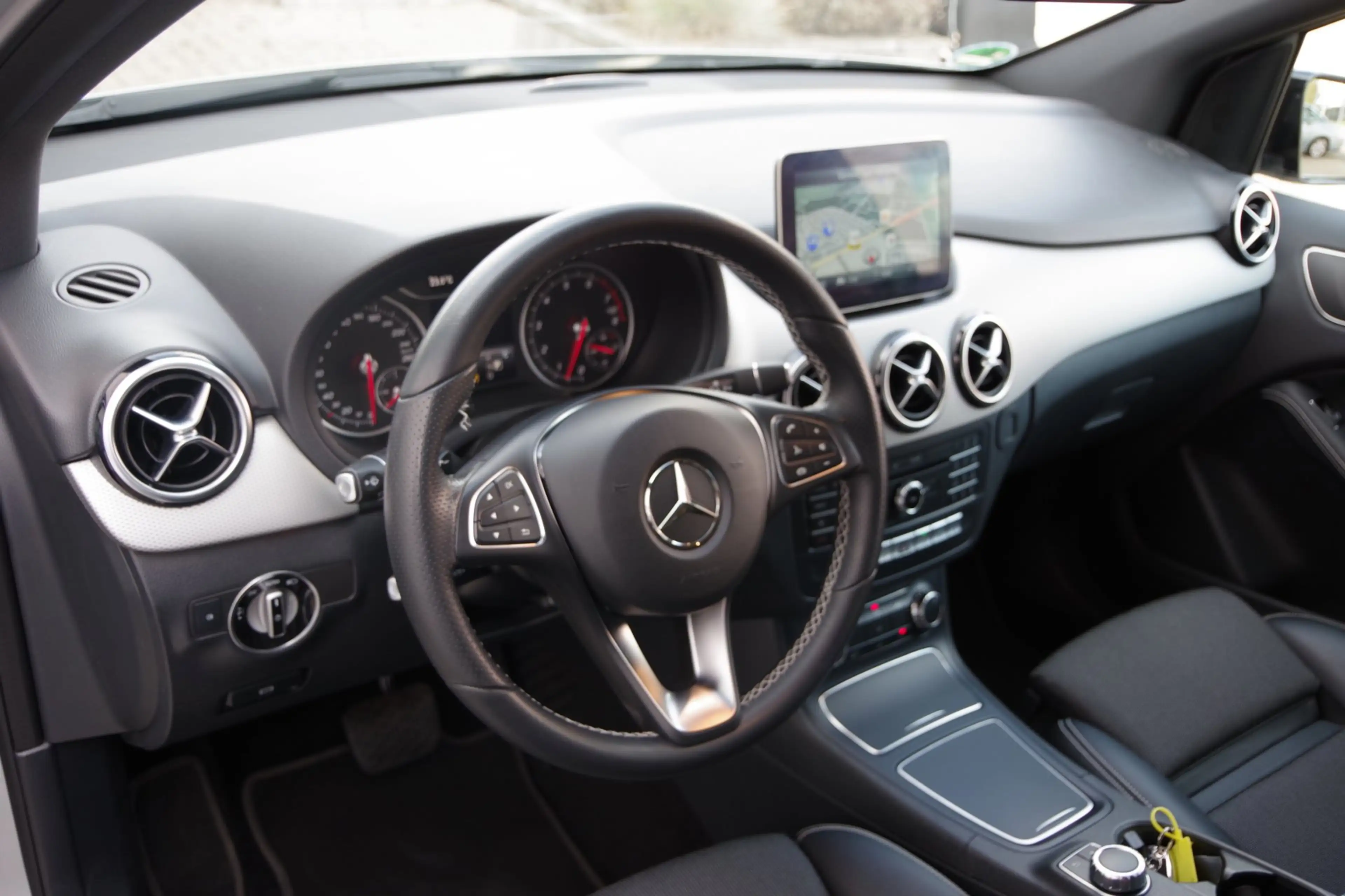 Mercedes-Benz B 180 Ambition |1e eigenaar| Dealer onderhouden| NL Auto — photo 23