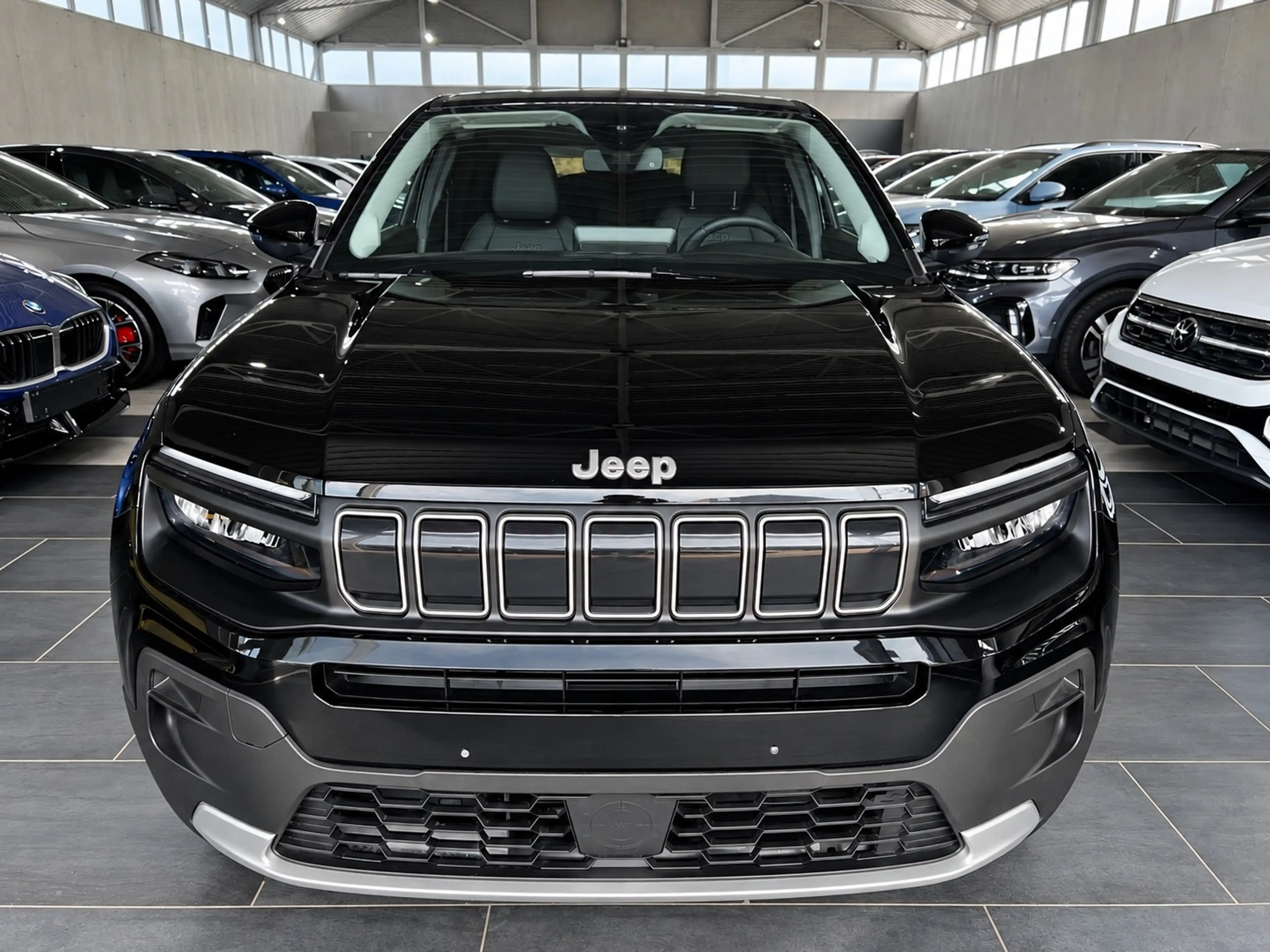 Jeep Avenger Altitude / NAVIGATION / CAMERA / LED / FULL — photo 10