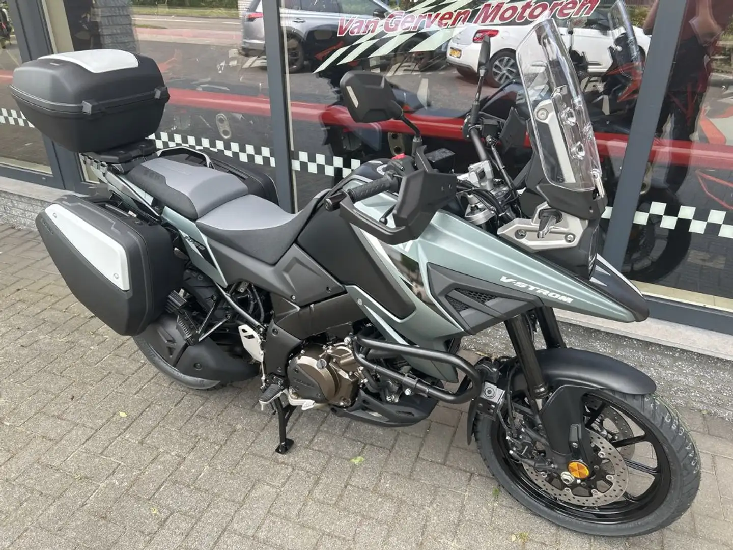 Suzuki V-Strom 1050 - 2