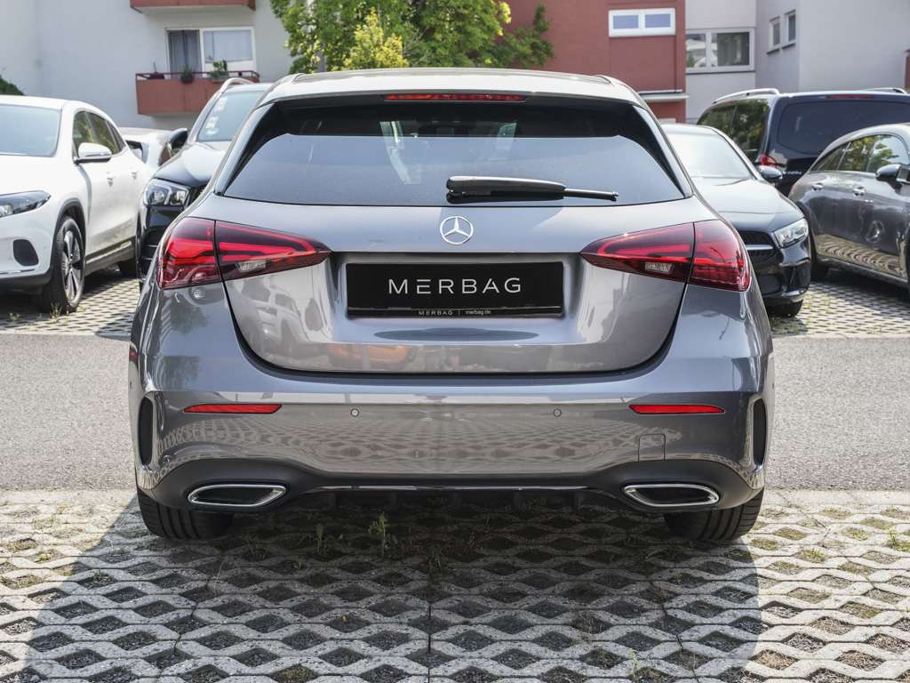 Mercedes-Benz A 200