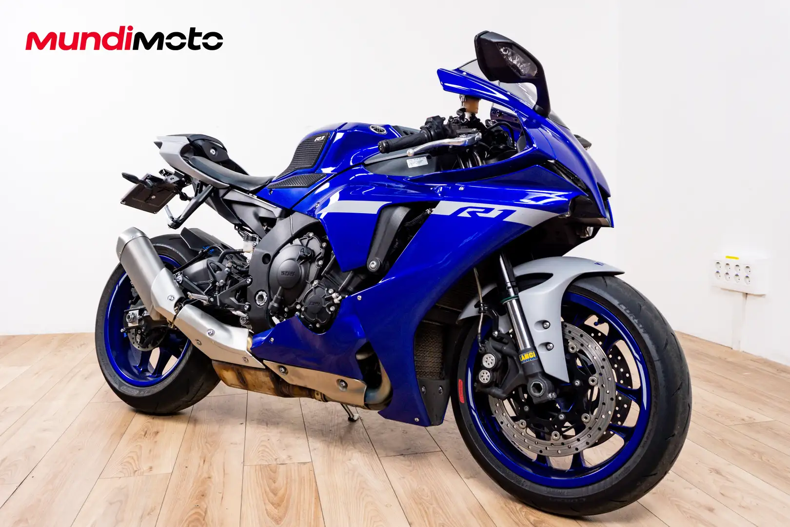 Yamaha YZF-R1 - 2