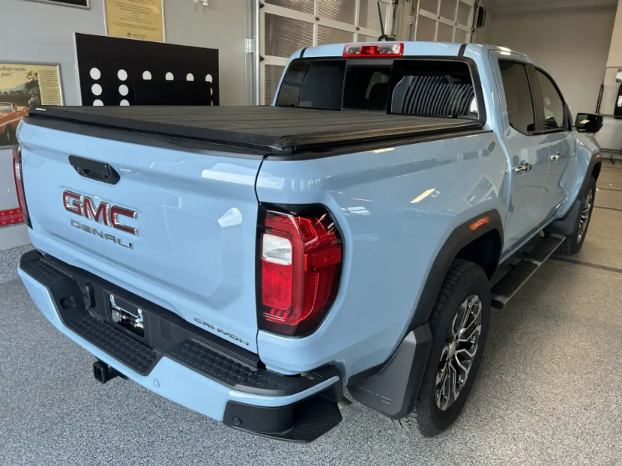 GMC Canyon снимка GMC Canyon