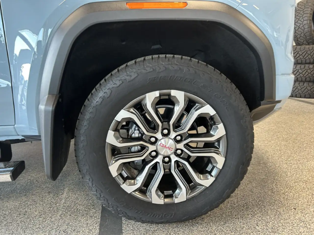 GMC Canyon снимка GMC Canyon