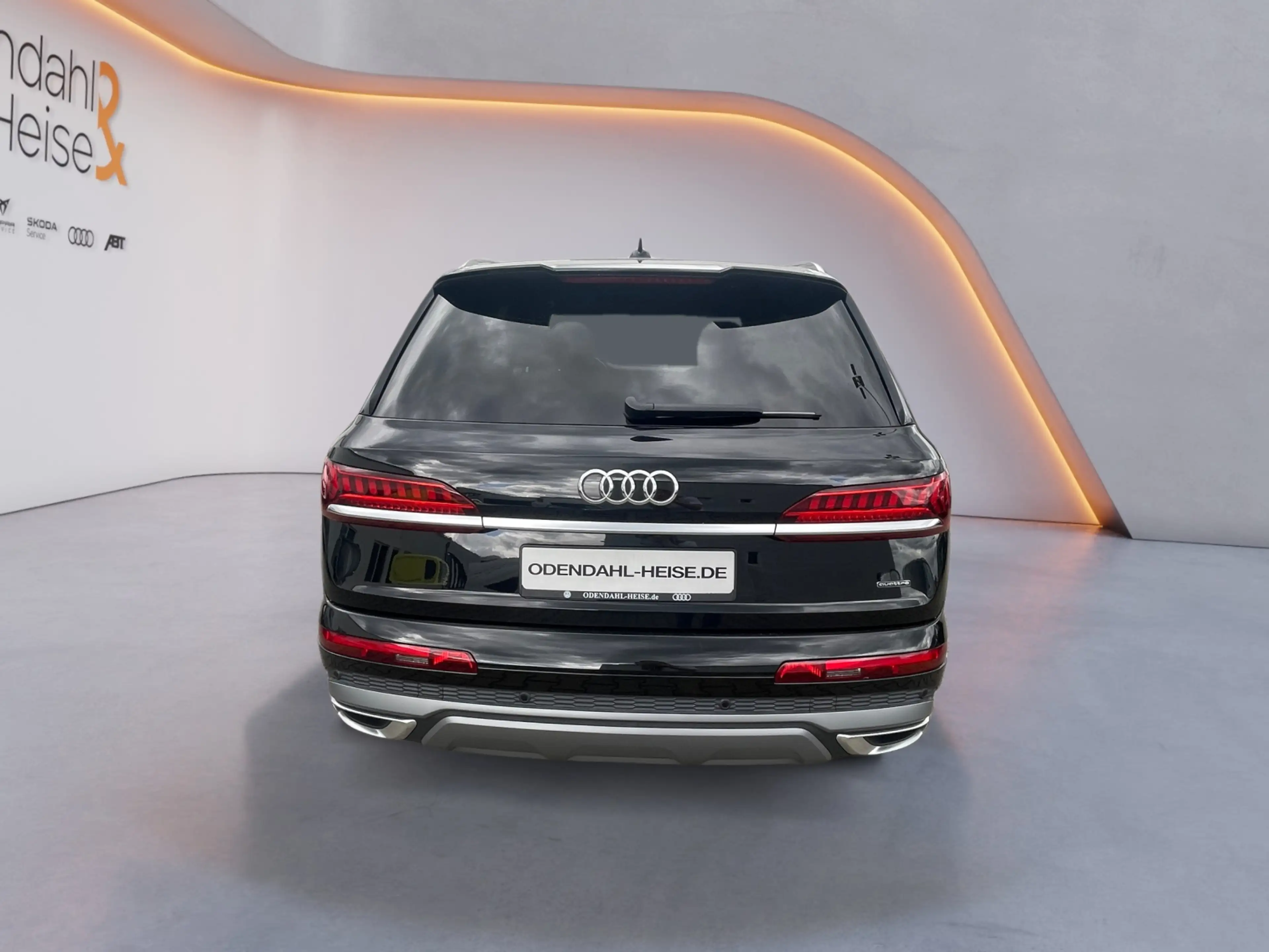 Audi Q7 S line 55 TFSI e quattro tiptronic PANO/ LUFTFA — photo 4