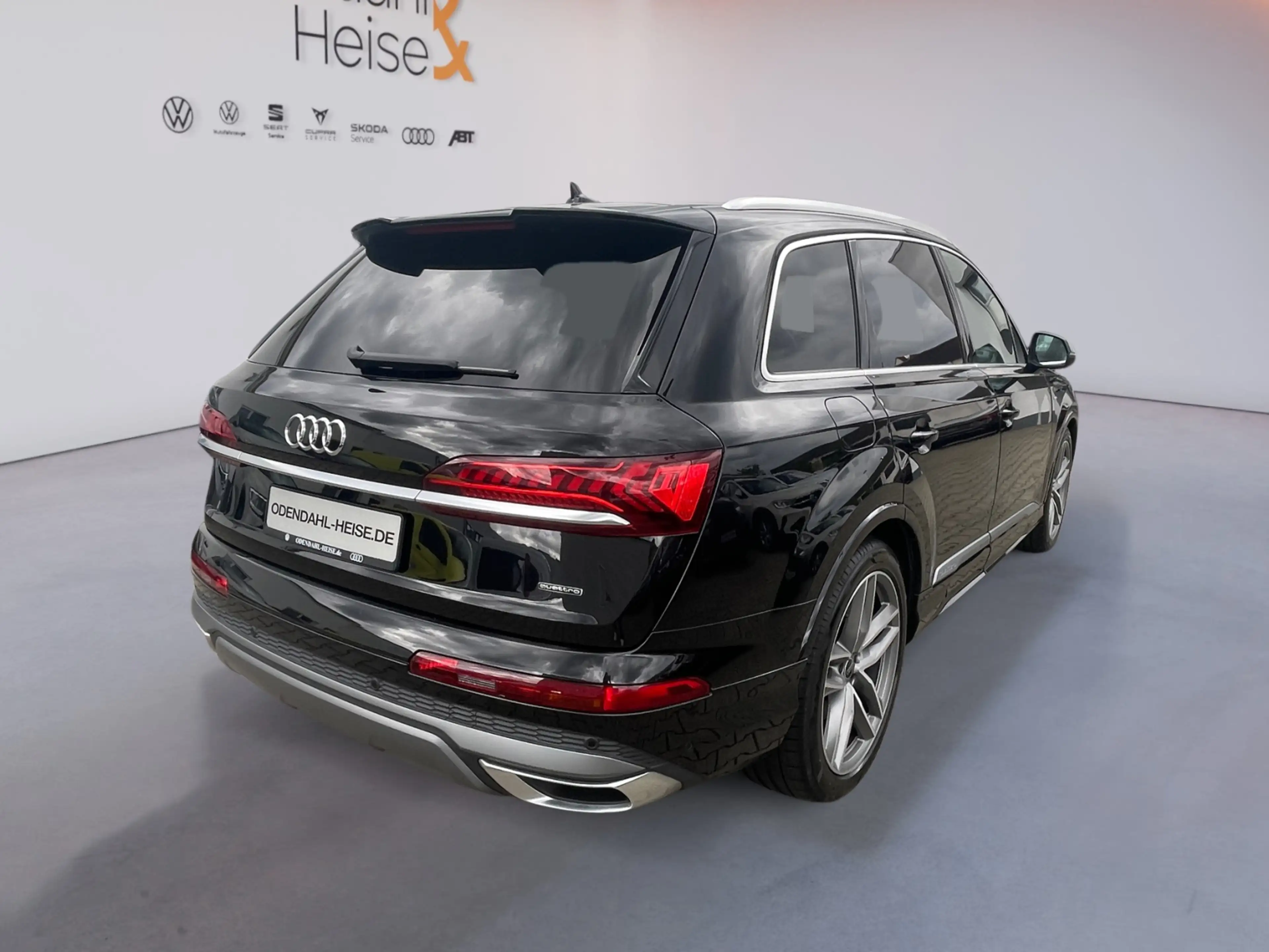 Audi Q7 S line 55 TFSI e quattro tiptronic PANO/ LUFTFA — photo 5