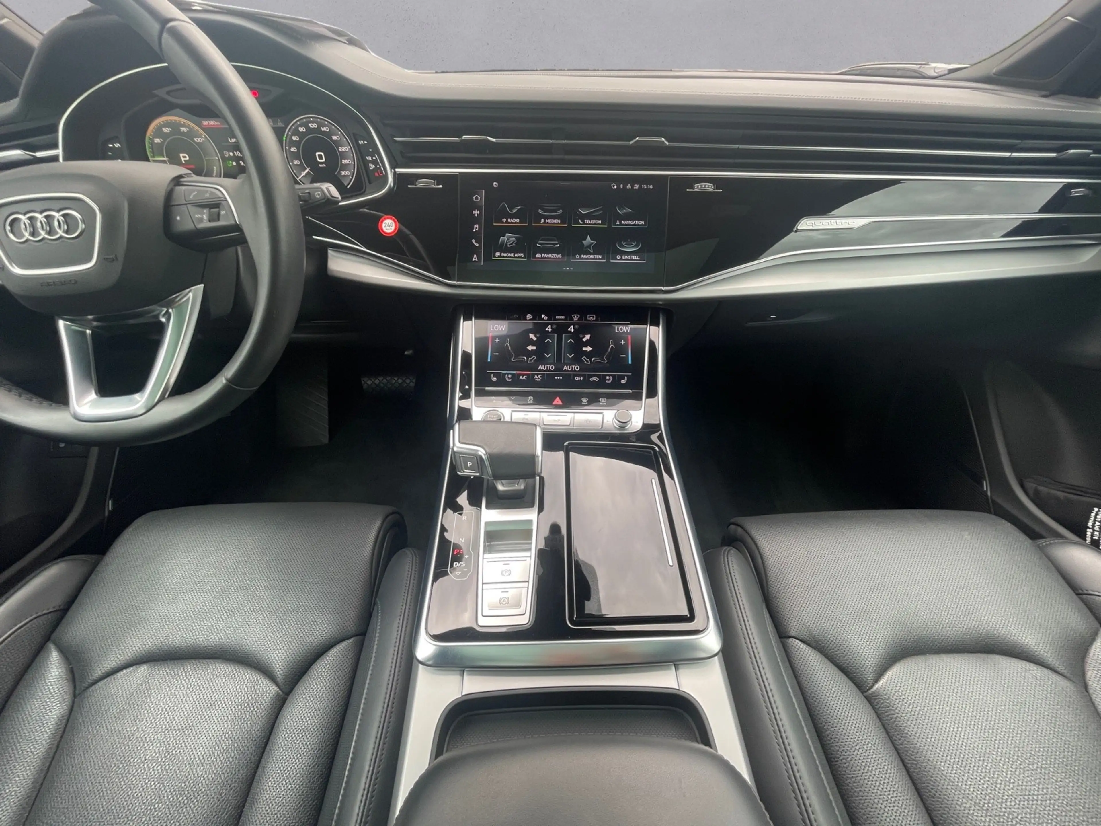 Audi Q7 S line 55 TFSI e quattro tiptronic PANO/ LUFTFA — photo 11
