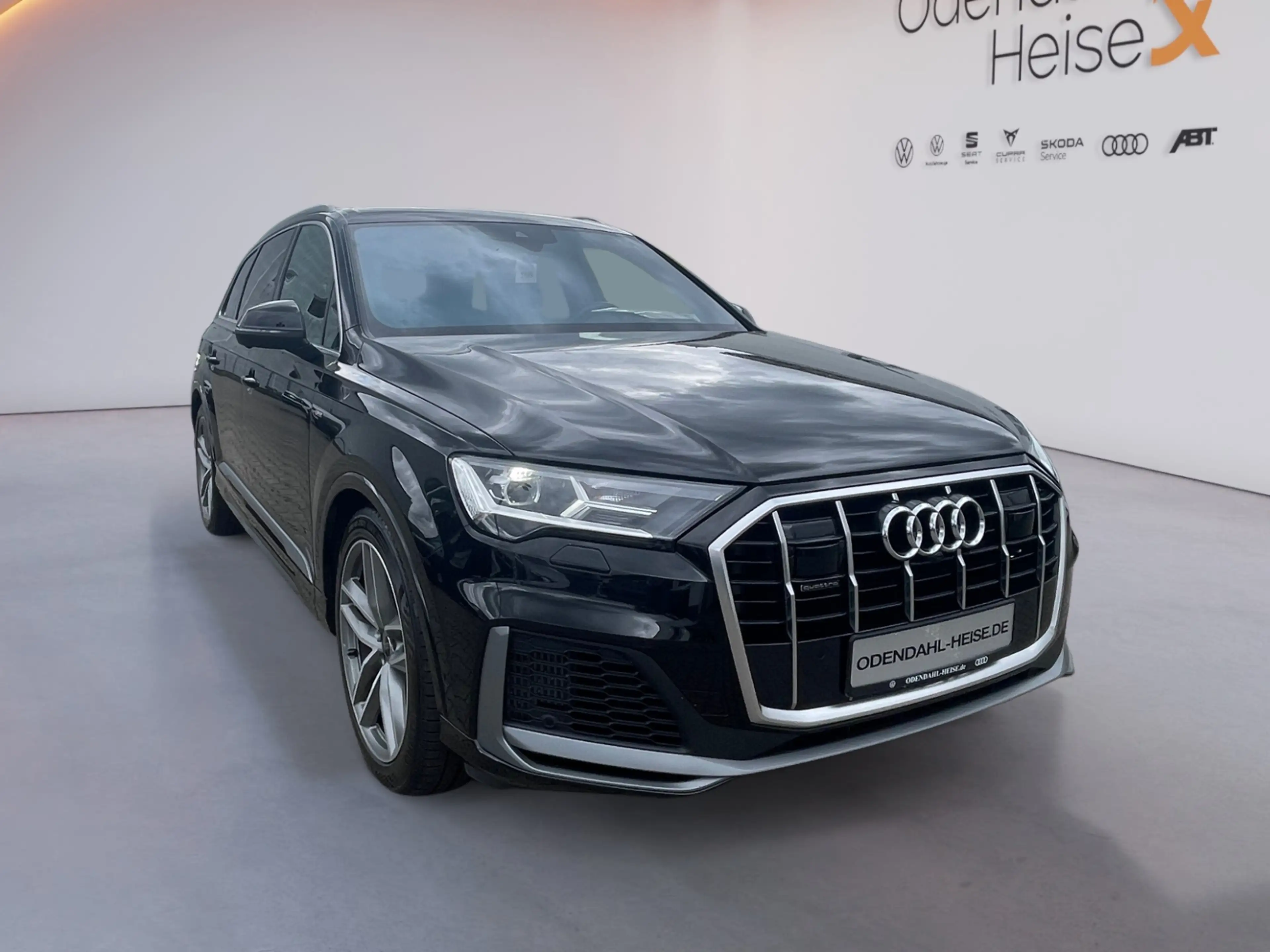 Audi Q7 S line 55 TFSI e quattro tiptronic PANO/ LUFTFA — photo 7