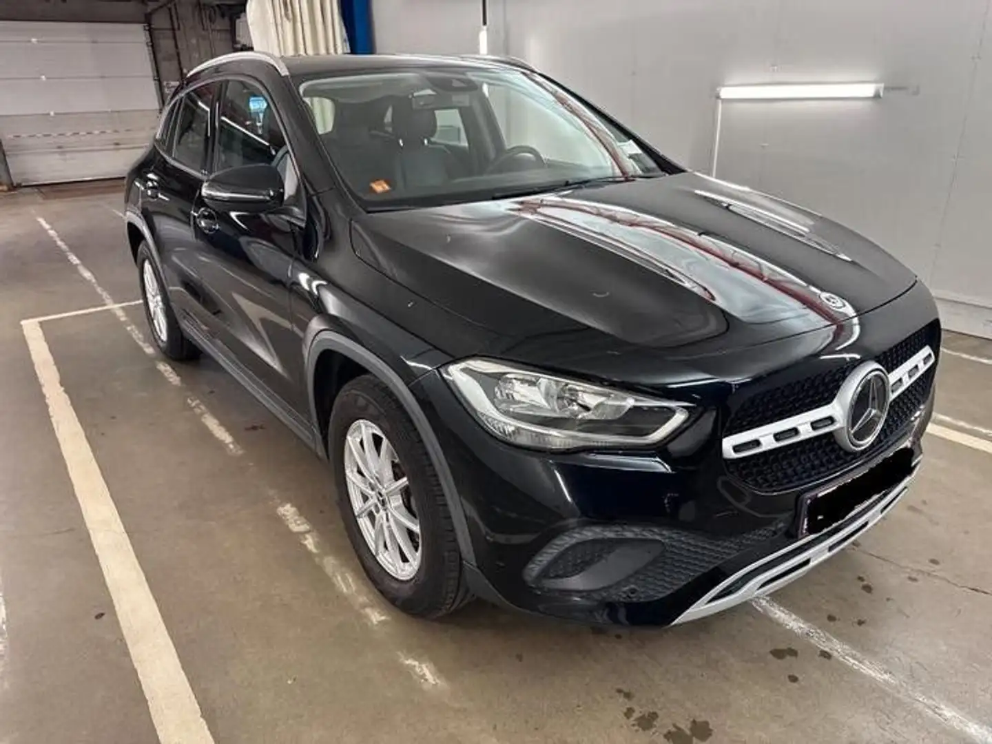 Mercedes-Benz GLA 180 d GLA -Klasse,2L, LEDER,Xenon Noir - 2