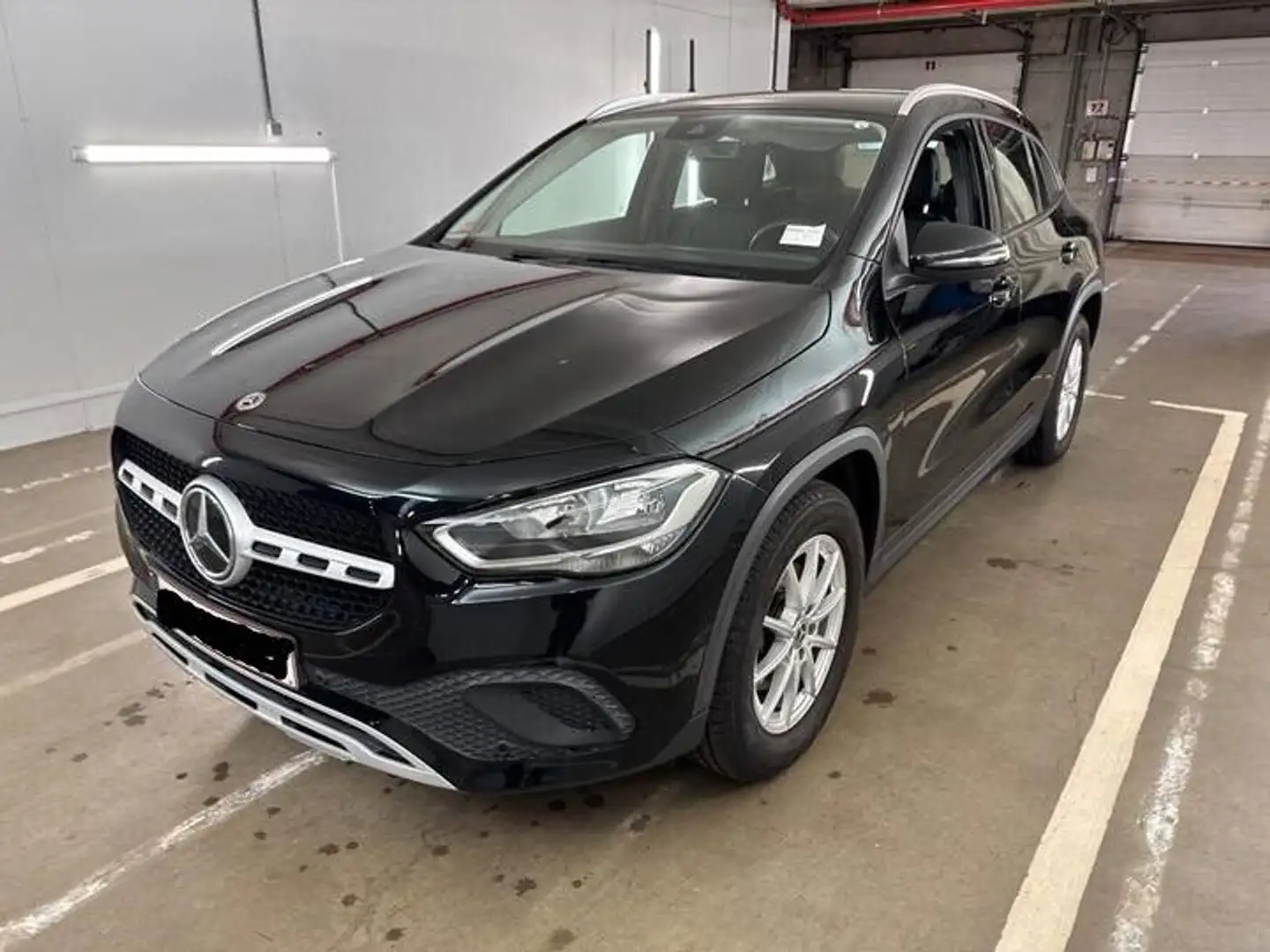 Mercedes-Benz GLA 180 d GLA -Klasse,2L, LEDER,Xenon Noir - 1