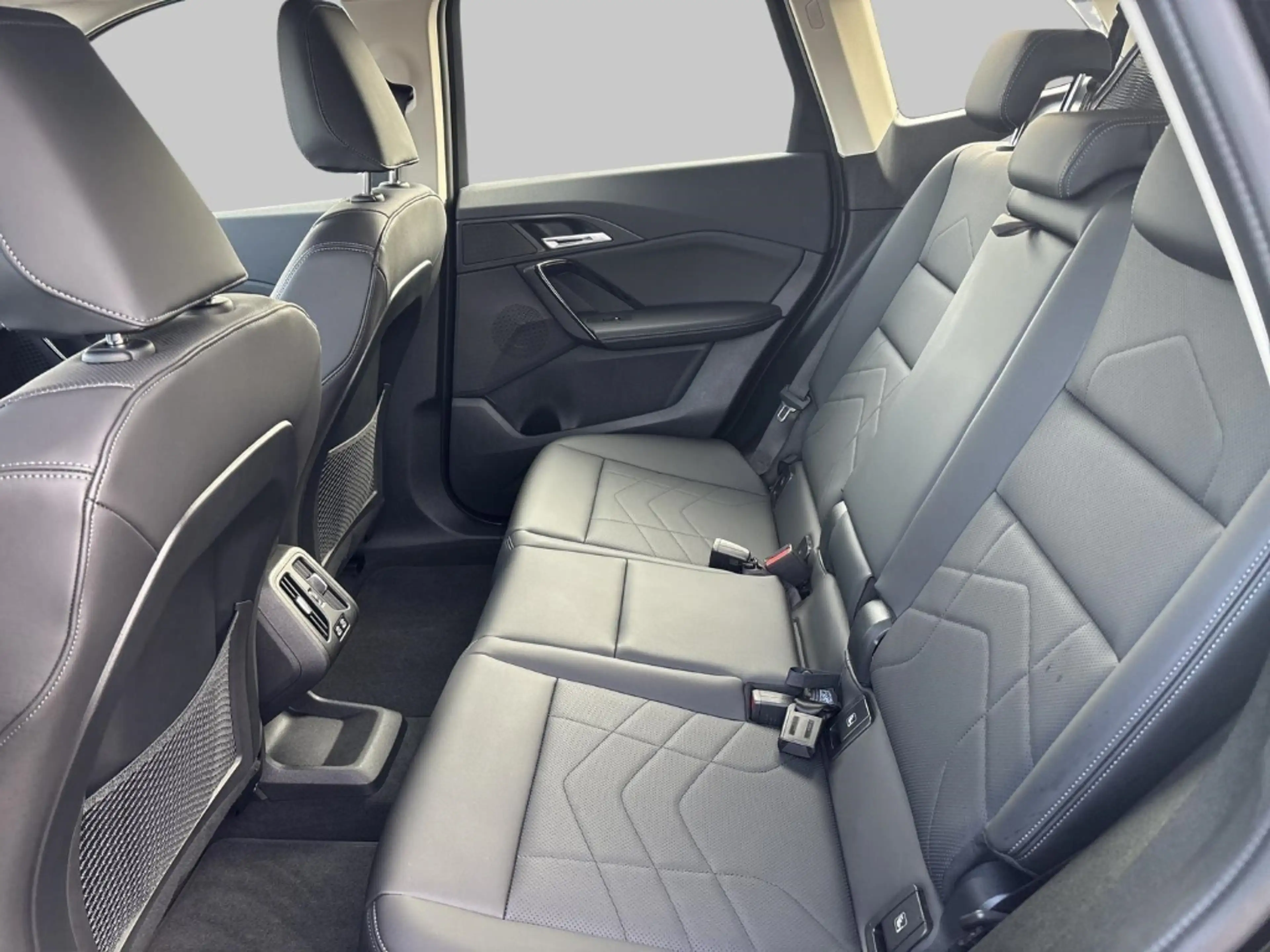BMW iX1 XDRIVE30 AD Navi Digitales Cockpit Soundsystem LED — photo 8