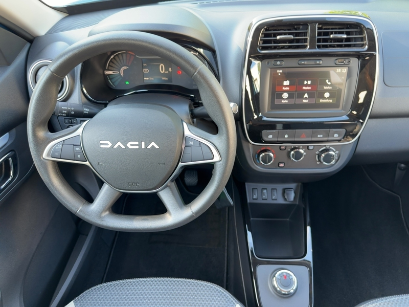 Dacia Spring Essential "FACELIFT" — photo 8
