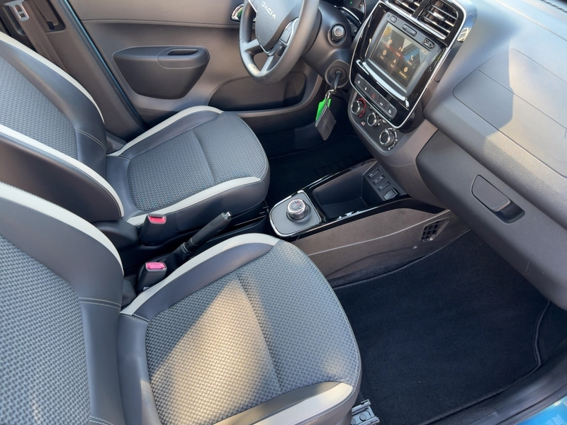 Dacia Spring Essential "FACELIFT" — photo 11
