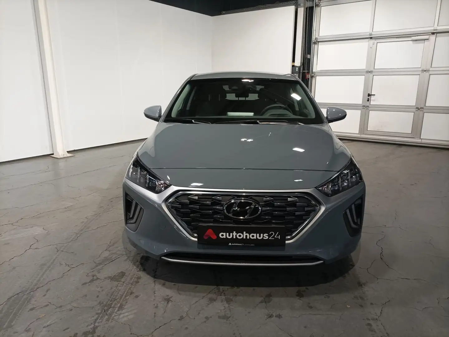 Hyundai IONIQ 1.6 PHEV Style LED|Navi|Kamera|Sitzhzg Grijs - 2