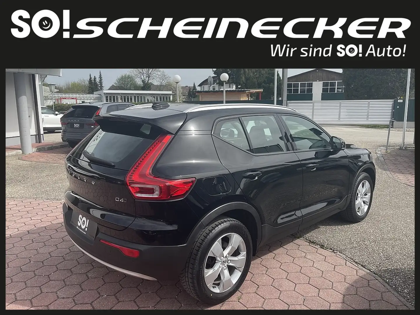 Volvo XC40 D3 Schwarz - 2