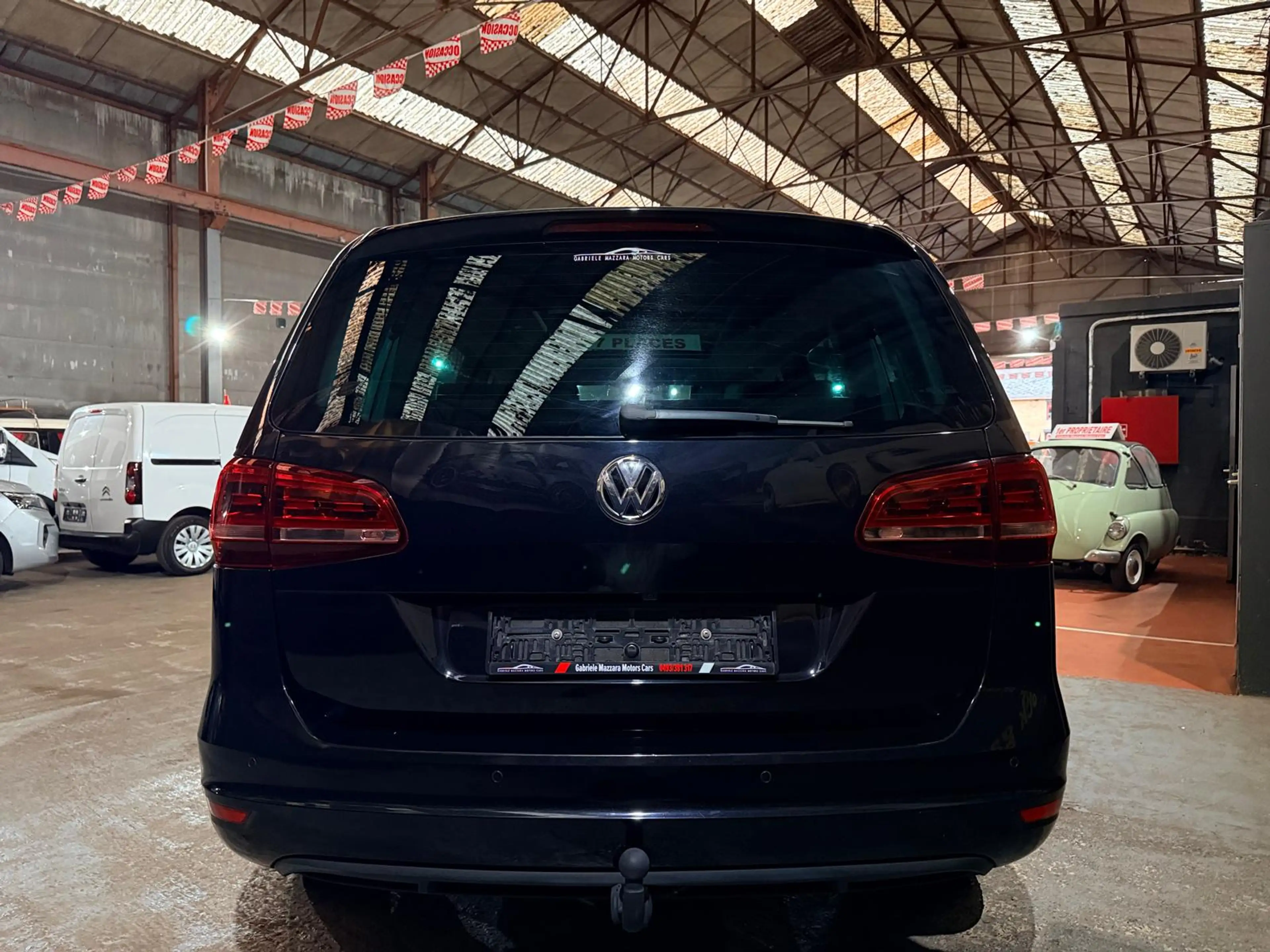 Volkswagen Sharan Sharan 1.4 TSI DSG Cuir Pano Xénon Caméra Attache remorque amovible — photo 4