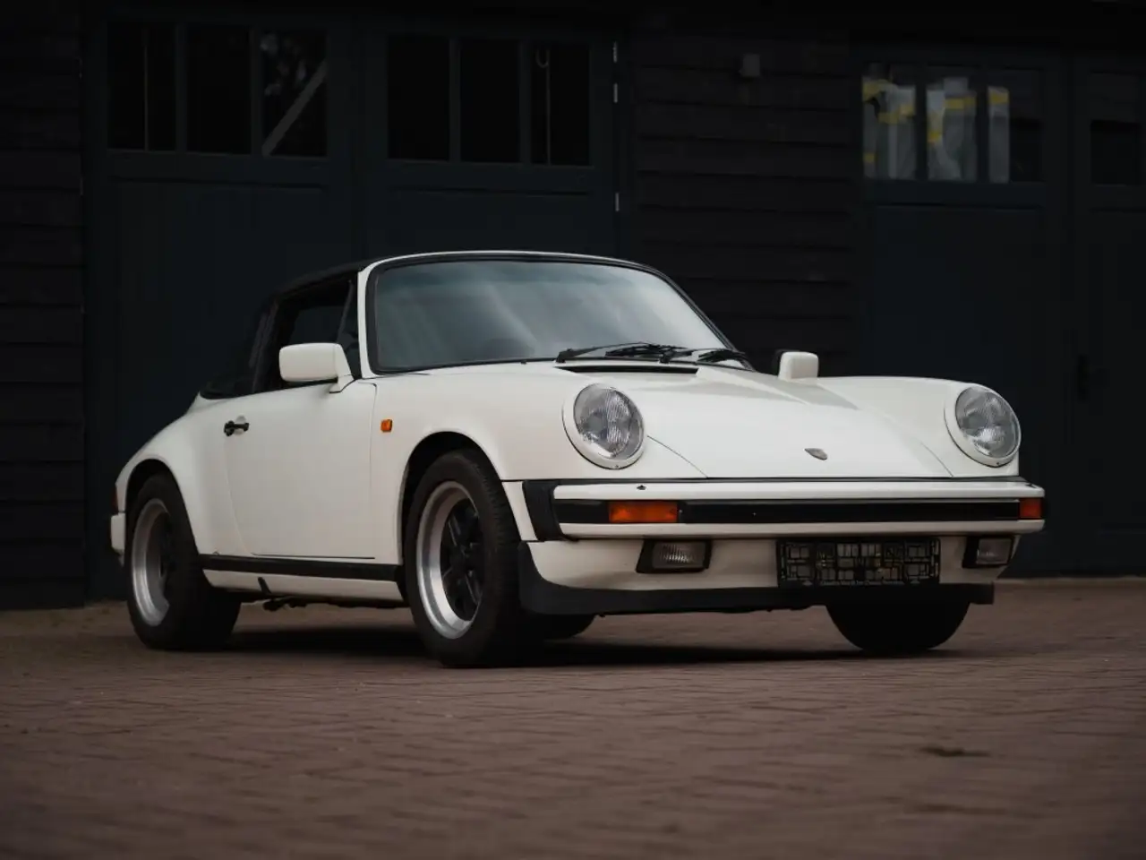 Porsche 911 3.2L - Targa - Grandprixweiss - Just Arrived!, foto 3