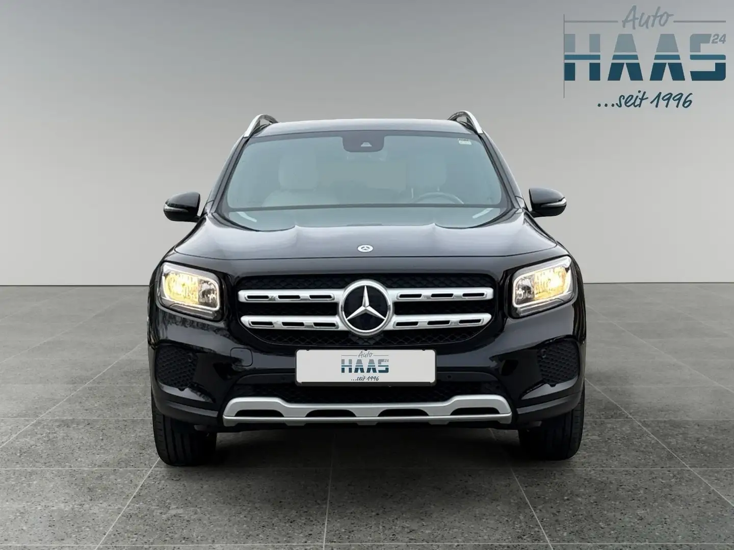 Mercedes-Benz GLB 220 d 4Matic AUTOMATIK Navi Sh Distronic Lane Černá - 2